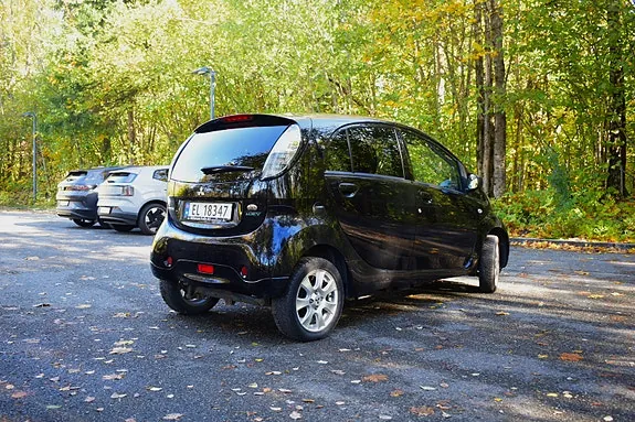 Mitsubishi I-Miev 2011 photo 4