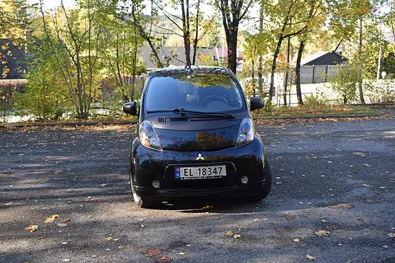 Mitsubishi I-Miev 2011 photo 2