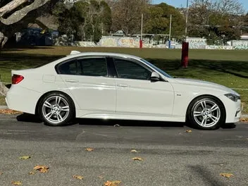 BMW 320I 2015 photo 3