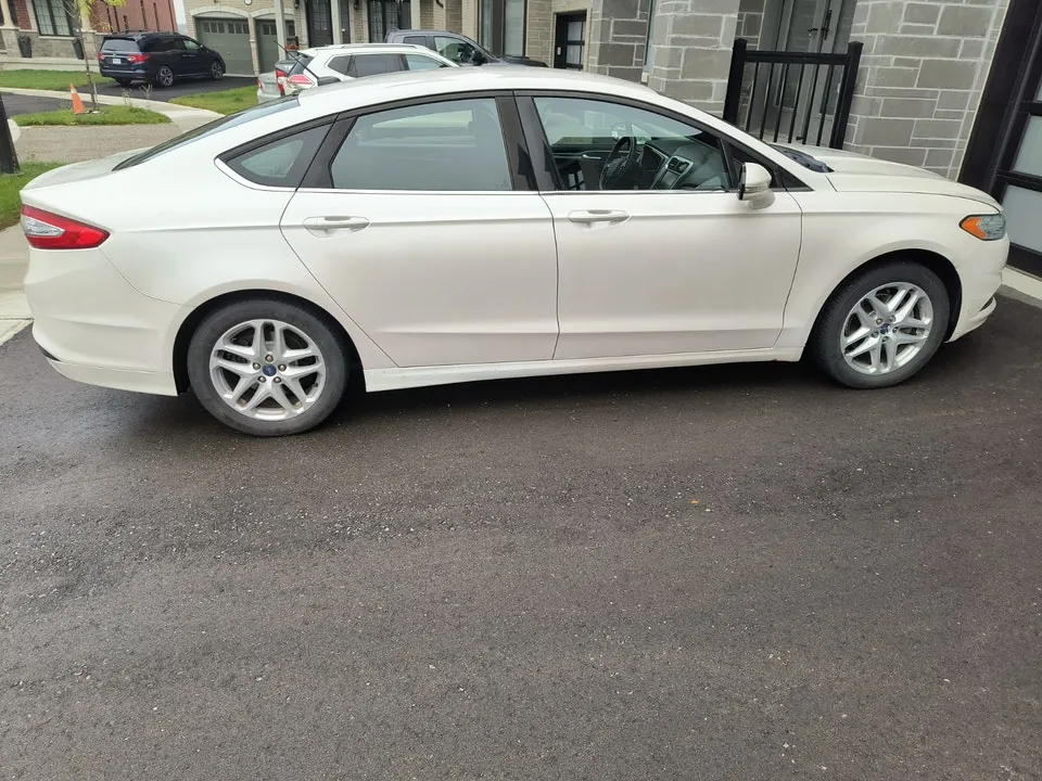 Ford Fusion 2016 photo 2