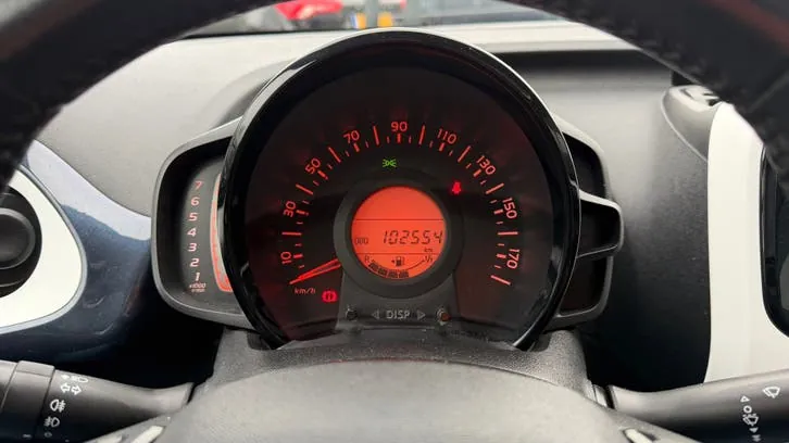 Peugeot 108 2017 photo 3