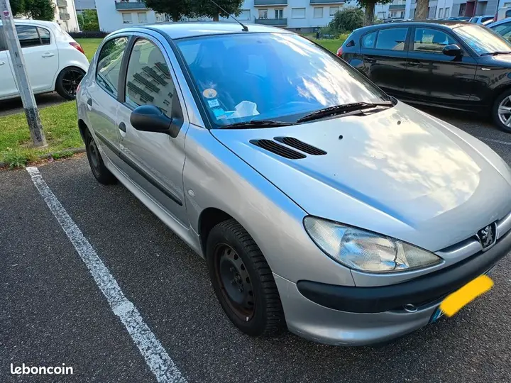 Peugeot 206