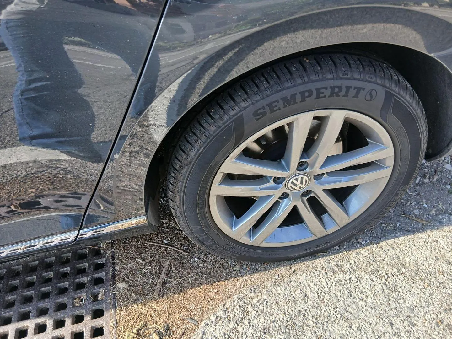 Volkswagen Passat 2022 photo 3