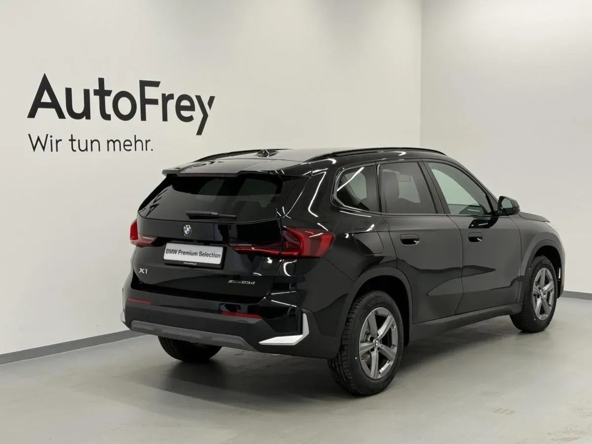 BMW X1 2025 photo 2