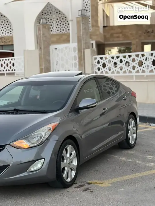 Hyundai Elantra 2013 photo 3