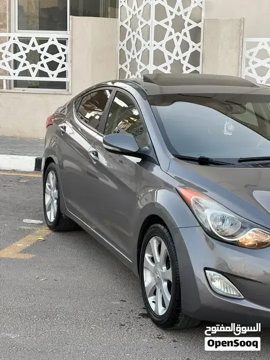 Hyundai Elantra 2013 photo 2