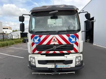 Volvo Fl300 2013 photo 2