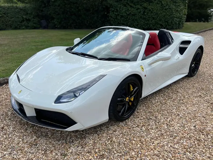 Ferrari 488