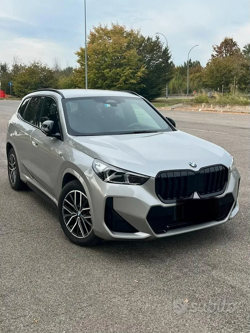 BMW X1 2023 photo 3