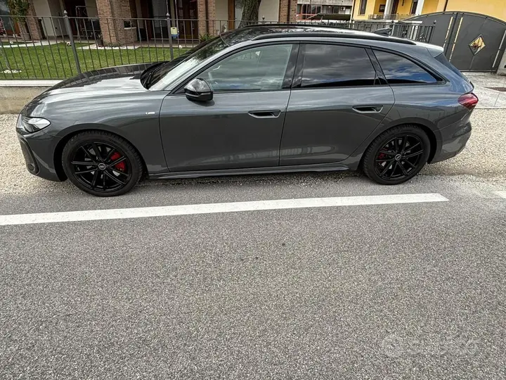 Audi A5 Avant 2025 photo 2