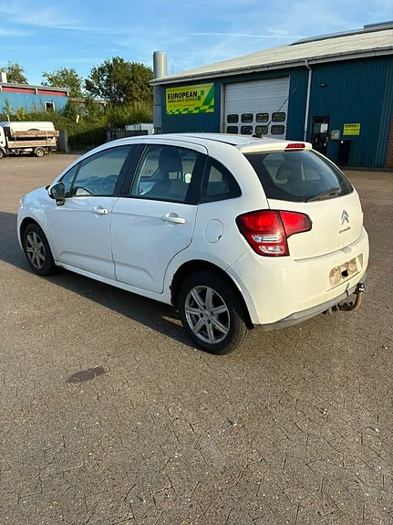 Citroen C3 2011 photo 4