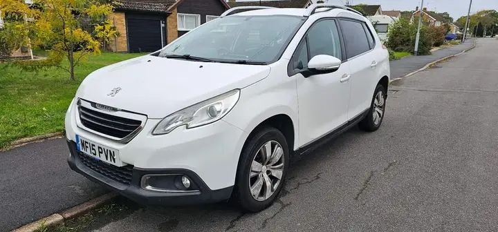 Peugeot 2008 2015 photo 3