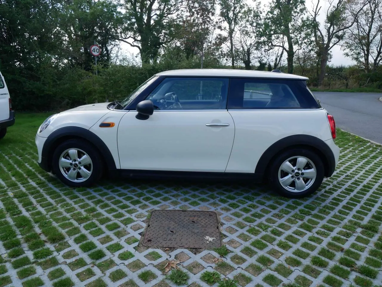 Mini One 2015 photo 3