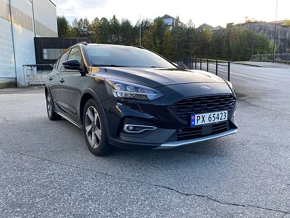 Ford Focus 2019 photo 2