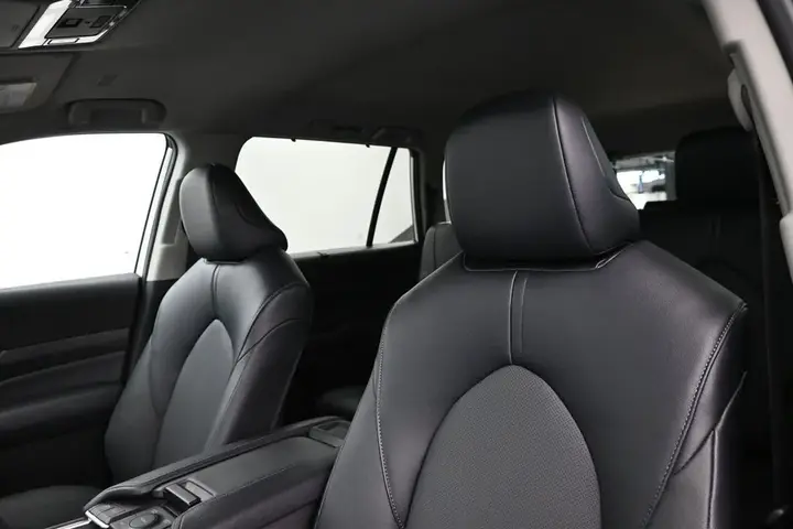 Toyota Grand Highlander 2026 photo 4