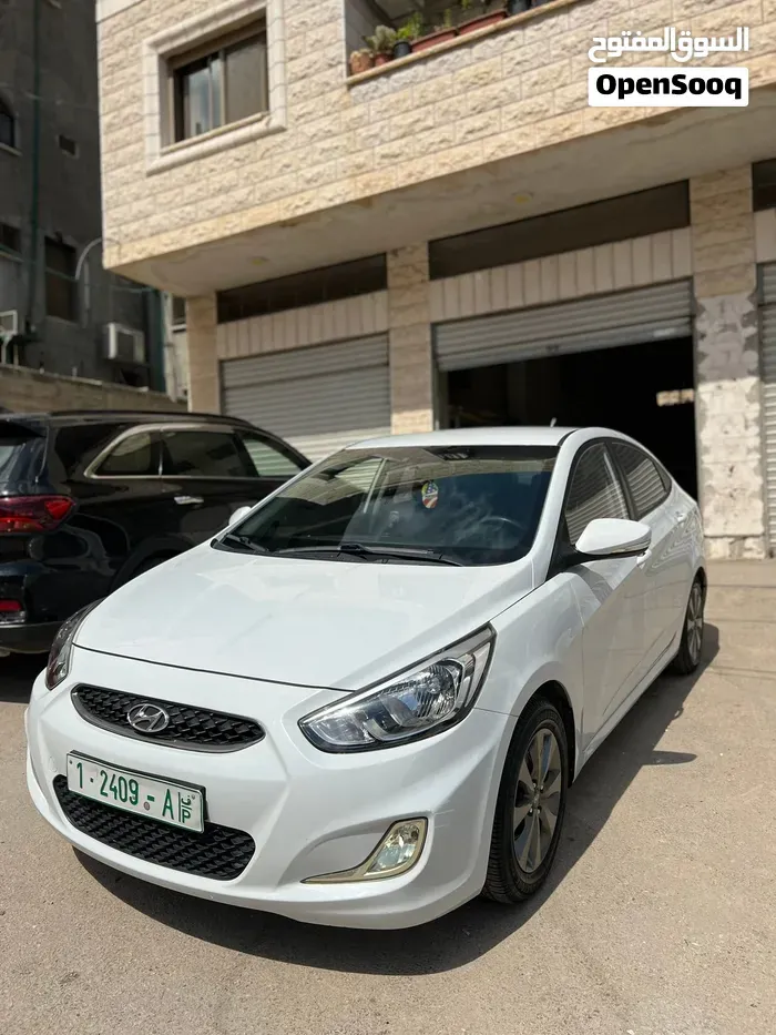 Hyundai Accent 2019 photo 2