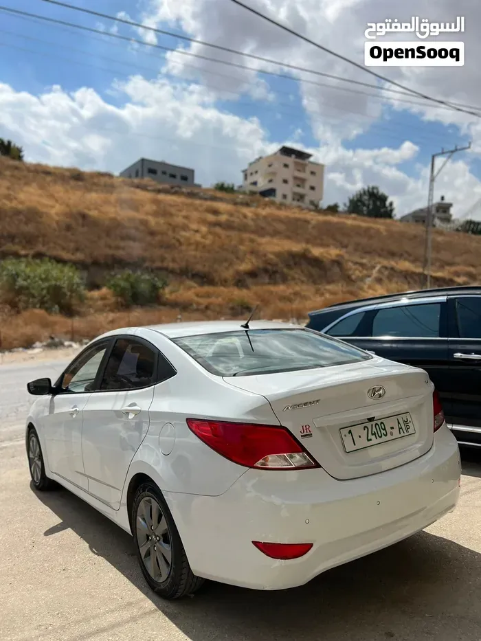 Hyundai Accent 2019 photo 4