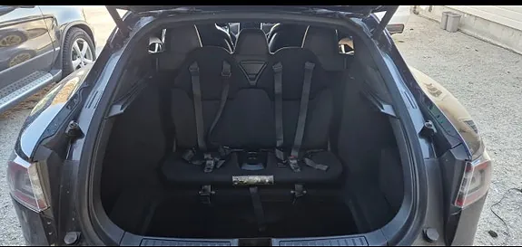 Tesla Model S 2015 photo 4