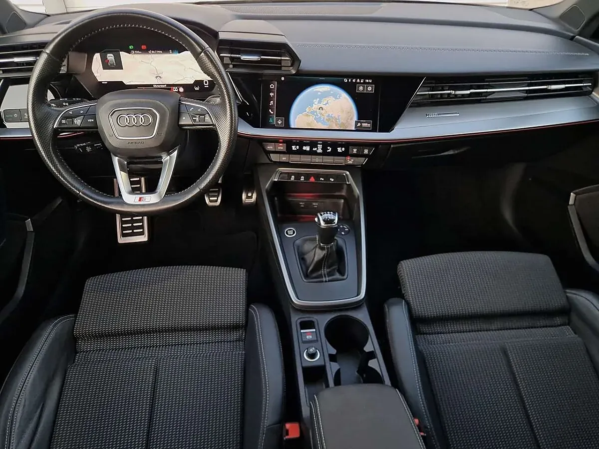 Audi A3 2021 photo 2