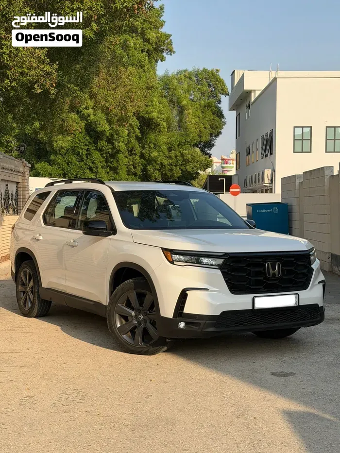 Honda Pilot 2023 photo 3
