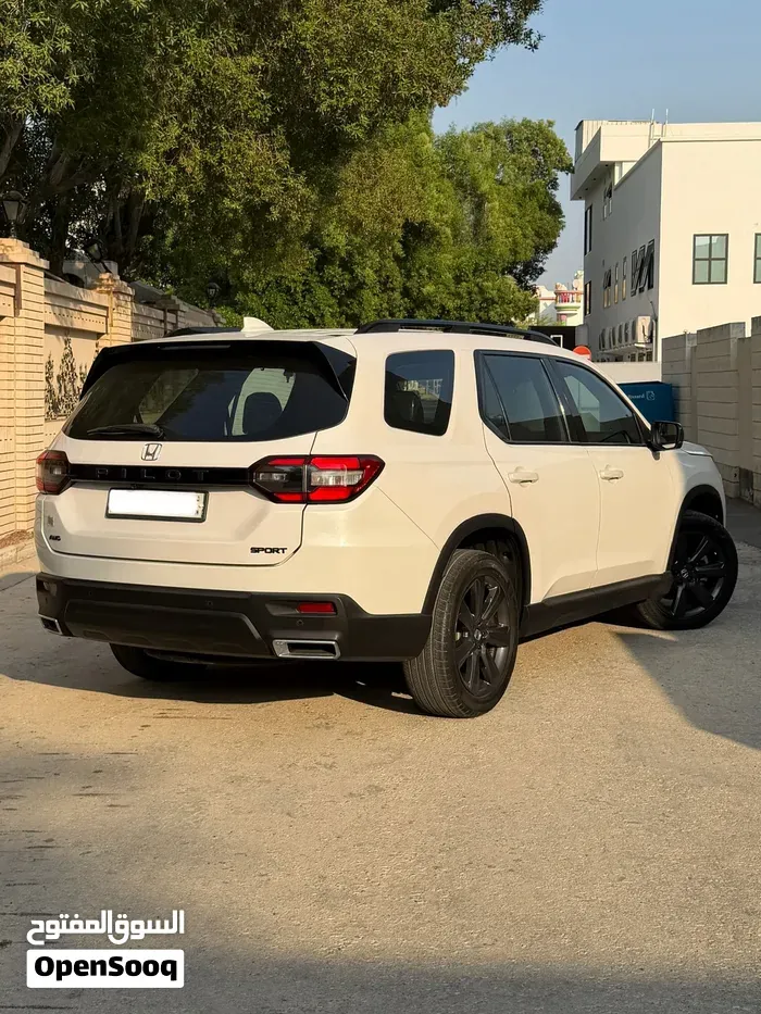Honda Pilot 2023 photo 2