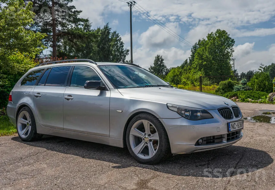 BMW 525 2005 photo 2