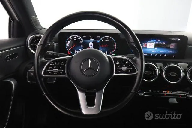 Mercedes-Benz A180 2021 photo 5