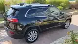 Jeep Cherokee 2015 photo 4