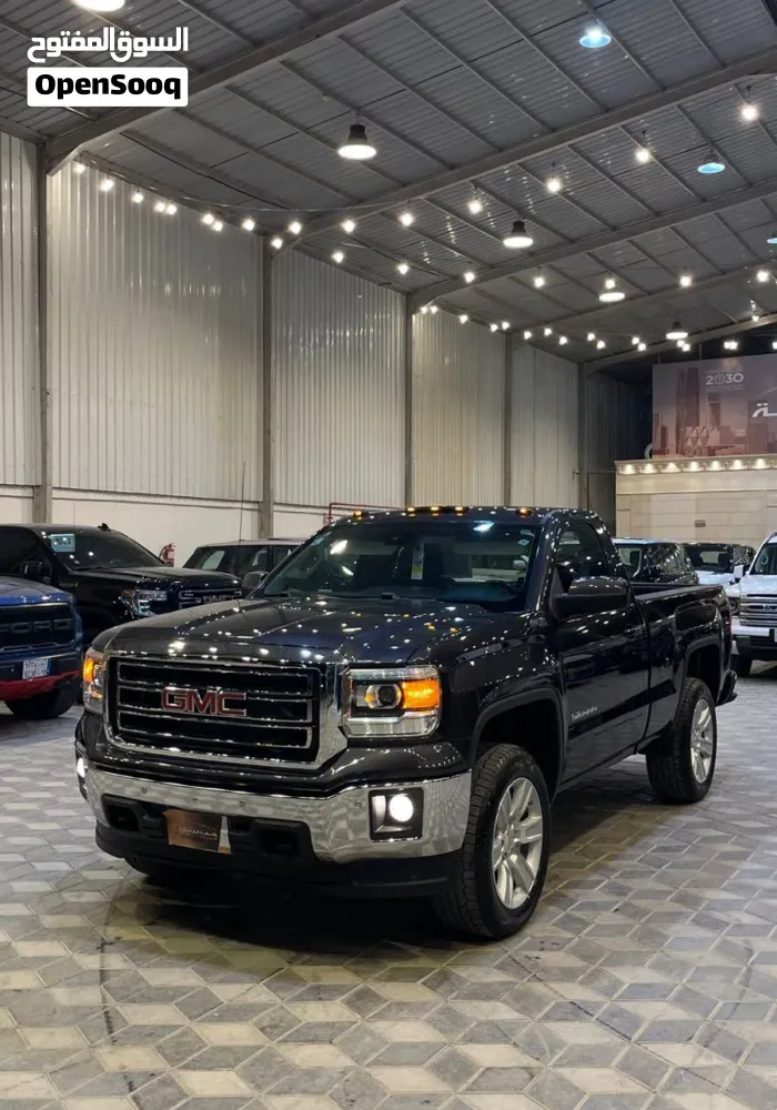 GMC Sierra 2015 photo 2