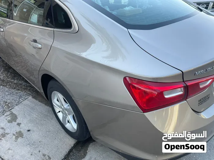 Chevrolet Malibu 2022 photo 2