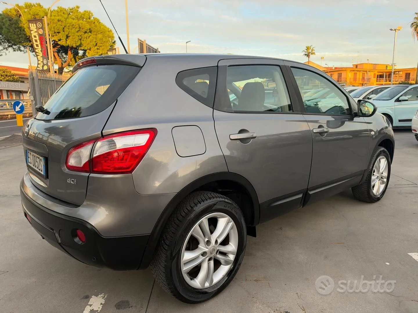 Nissan Qashqai 2013 photo 4