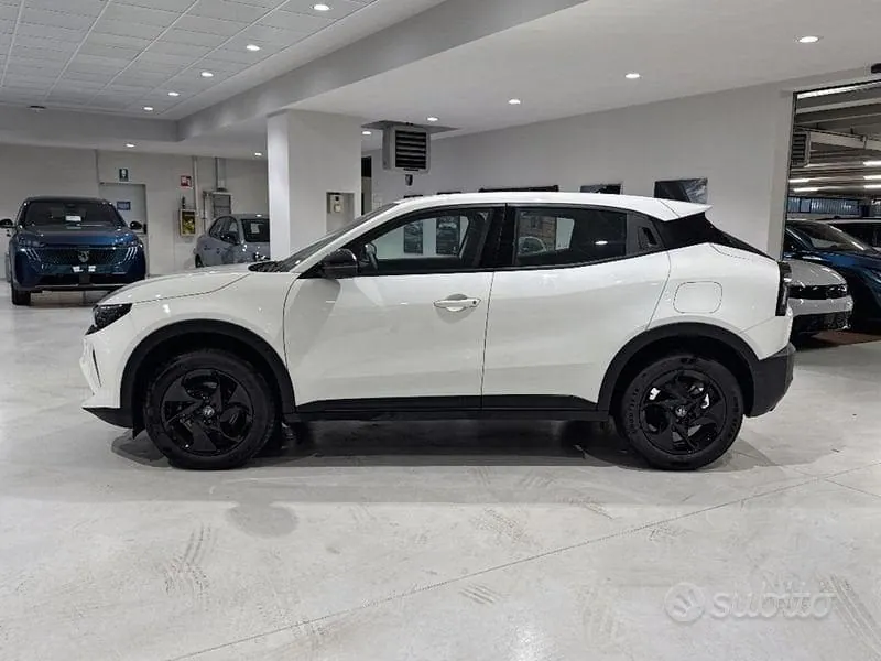 Alfa Romeo Junior 2024 photo 2