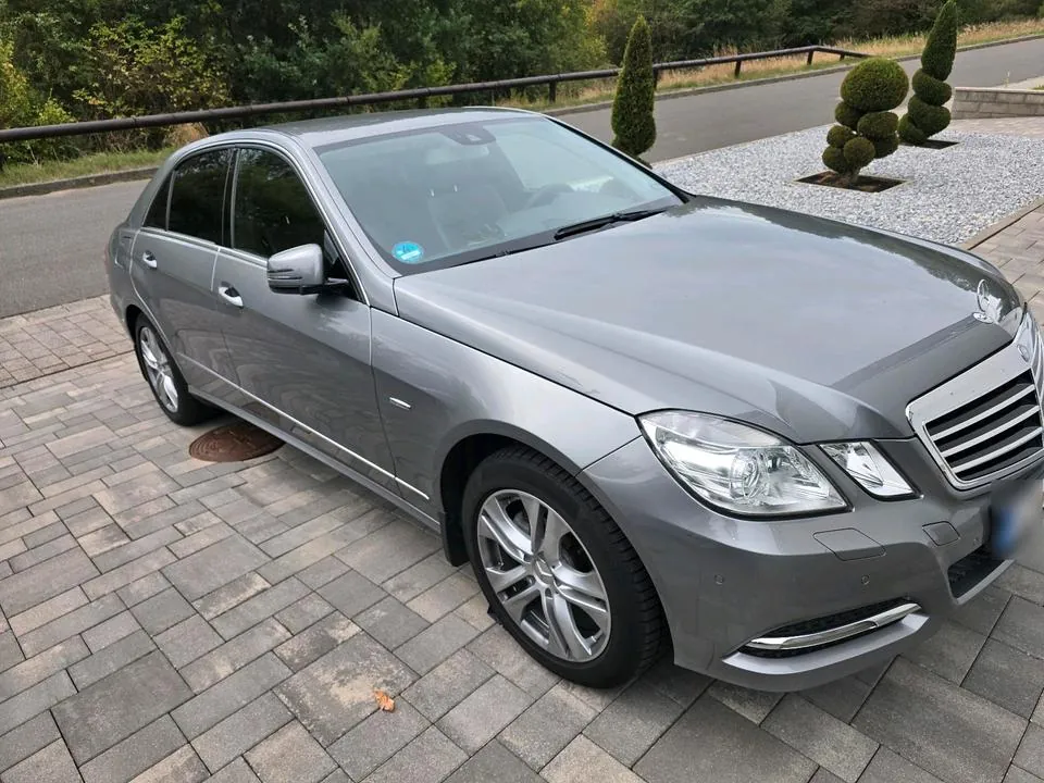 Mercedes-Benz E 220 Cdi