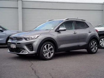 Kia Stonic 2023 photo 2