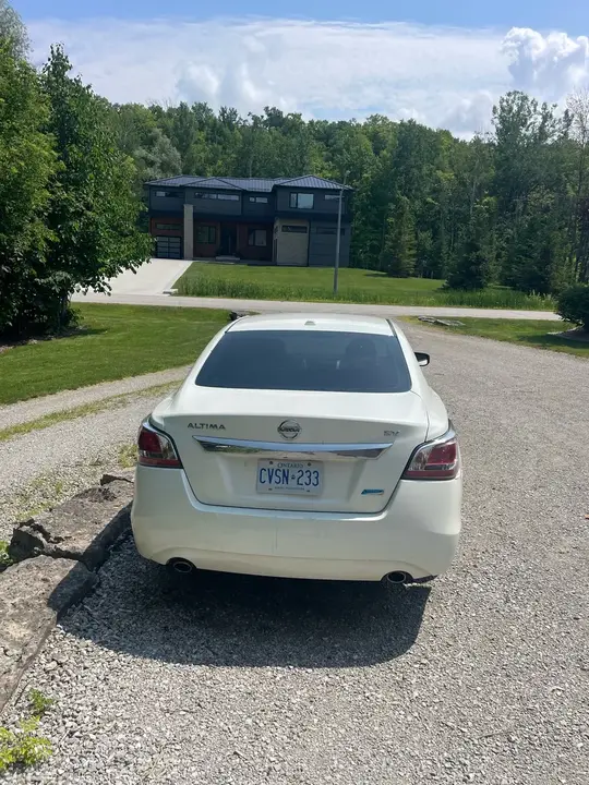 Nissan Altima 2014 photo 4