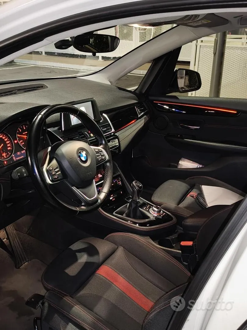 BMW 216D 2016 photo 5