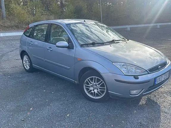 Ford Focus 2004 photo 3