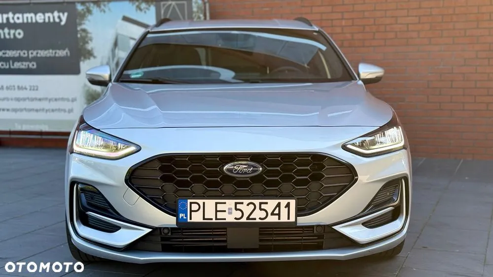 Ford Focus 2024 photo 2