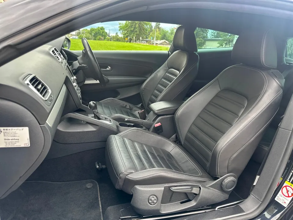 Volkswagen Scirocco 2009 photo 2