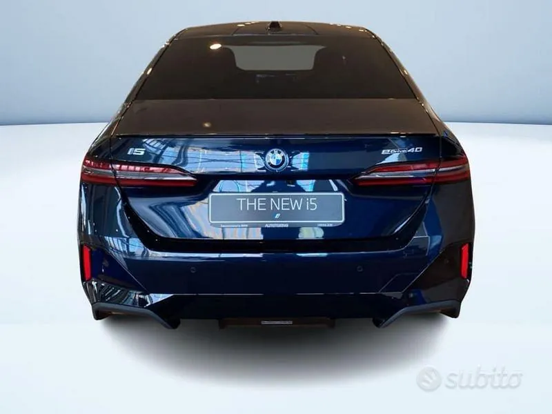 BMW 5 Series 2026 photo 3