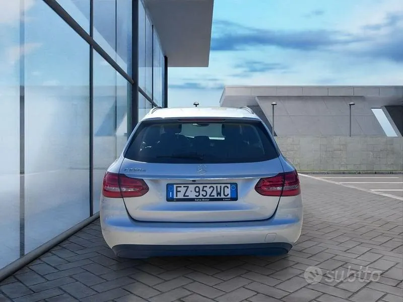 Mercedes-Benz C-Class 2017 photo 5