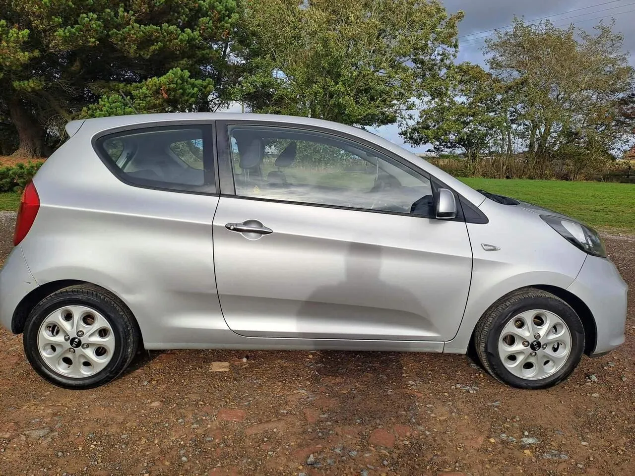 Kia Picanto 2013 photo 3