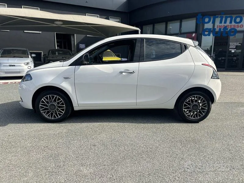 Lancia Ypsilon 2023 photo 4