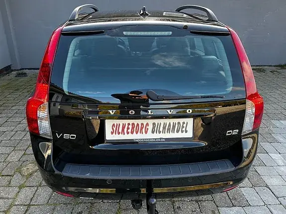 Volvo V50 2011 photo 5
