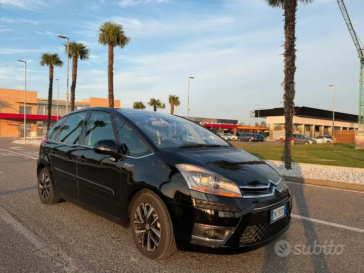 Citroen C4 2008 photo 2