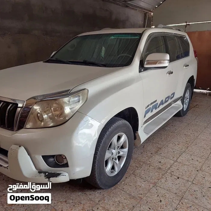 Toyota Prado 2011 photo 2