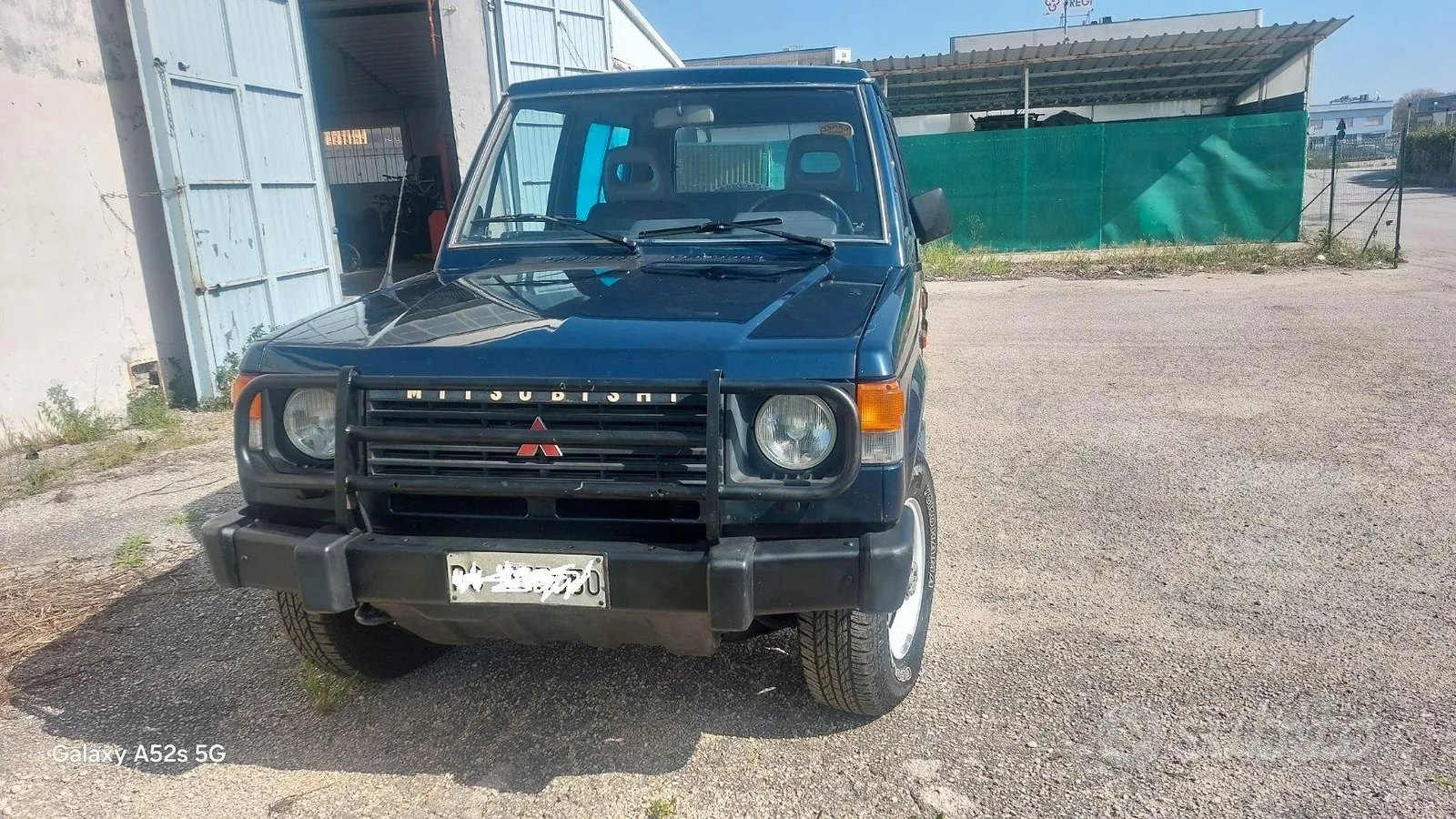 Mitsubishi Pajero 1989 photo 2