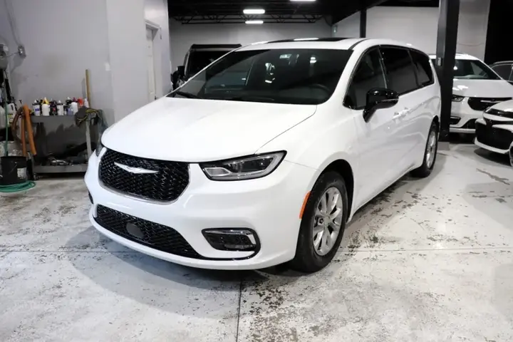 Chrysler Pacifica