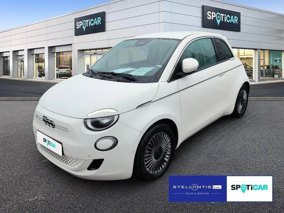 Fiat 500E