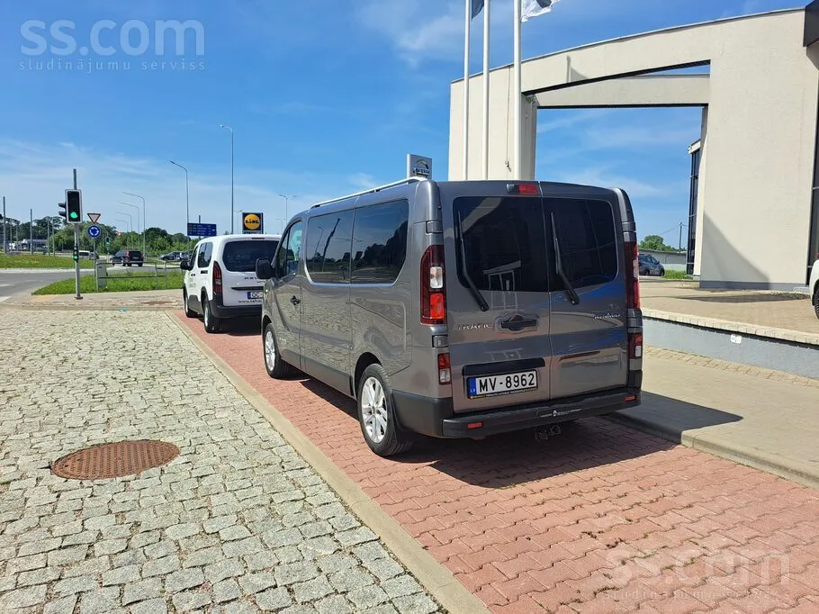 Renault Trafic 2018 photo 3
